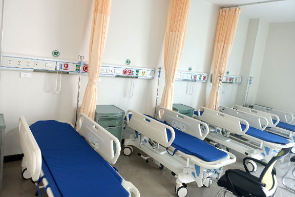 Thi công tại bệnh viện dã chiến TPHCM 24